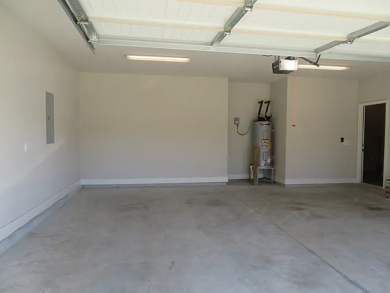 142 Shakleton Dr — Photo 12
