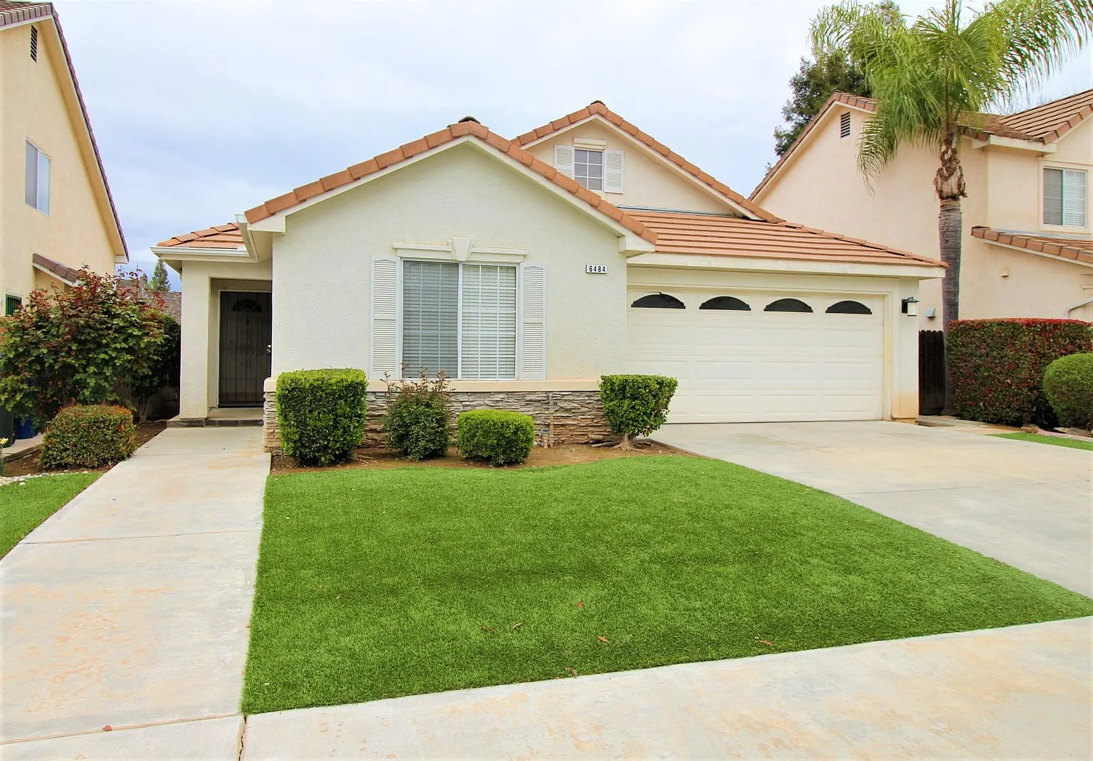 6484 N Alison Ln photo 1