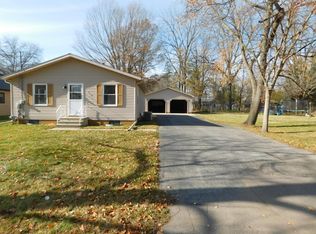 316 S Van Buren St, Paw Paw, MI 49079