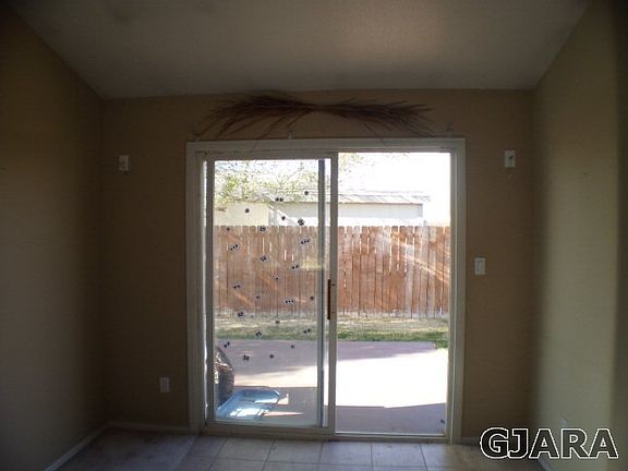 2nd image of 3128 N Teal Ct