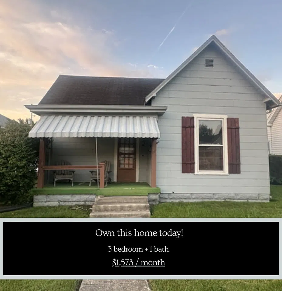 3 bed, 1057 sqft, $1,573 — Photo 1