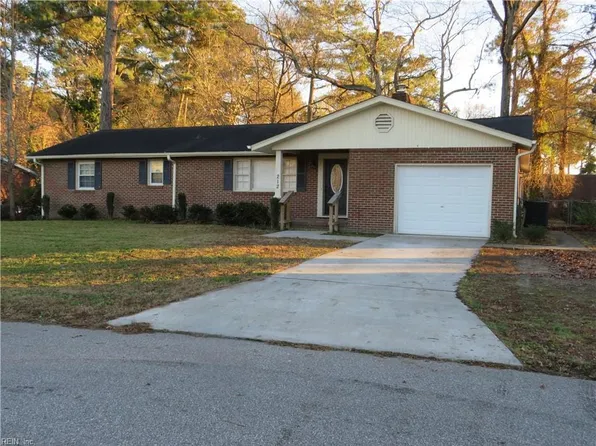 212 Northbrooke Ave, Suffolk, VA 23434