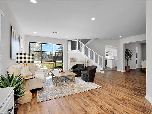 5th image of 4478 Kensington Cir