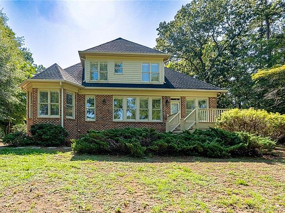 2nd image of 205 Piney Grove Point