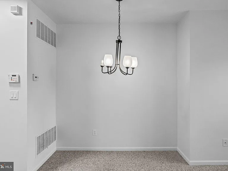 13 River Ln — Photo 8