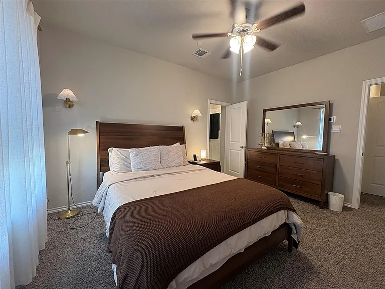 3222 Hampton Dr — Photo 8