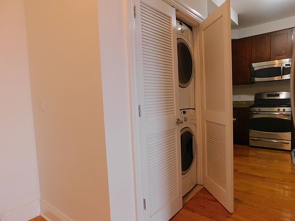 4th image of 809 22nd St #1203
