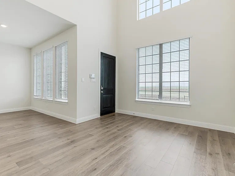 1506 Lake District Dr — Photo 19