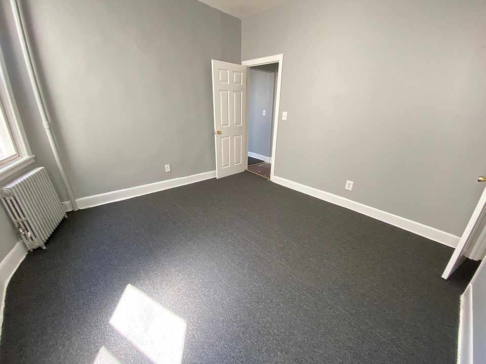 1st image of 163 Warburton Ave #3C