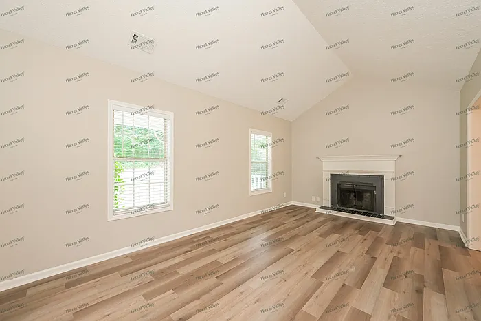 262 Timothy Ln NW — Photo 6