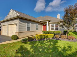 106 Davinci Ct, Monroe Township, NJ 08831