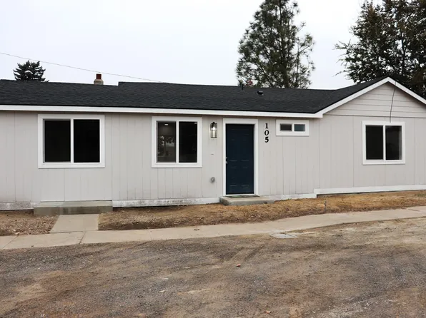 105 W 1st Ave, Granger, WA 98932
