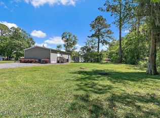 8754 S Ben Rowe Cir, Macclenny, FL 32063