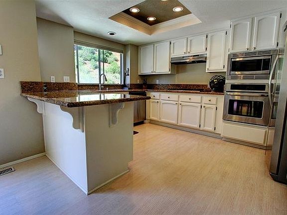 4th image of 3826 Settineri Ln