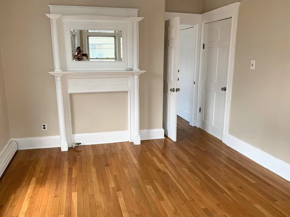 202 Saratoga St Floor 2, Boston, MA 02128