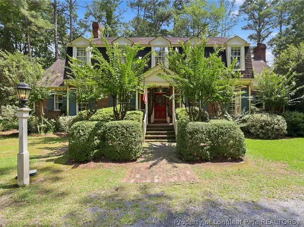5406 Woodview Dr, Fayetteville, NC 28314