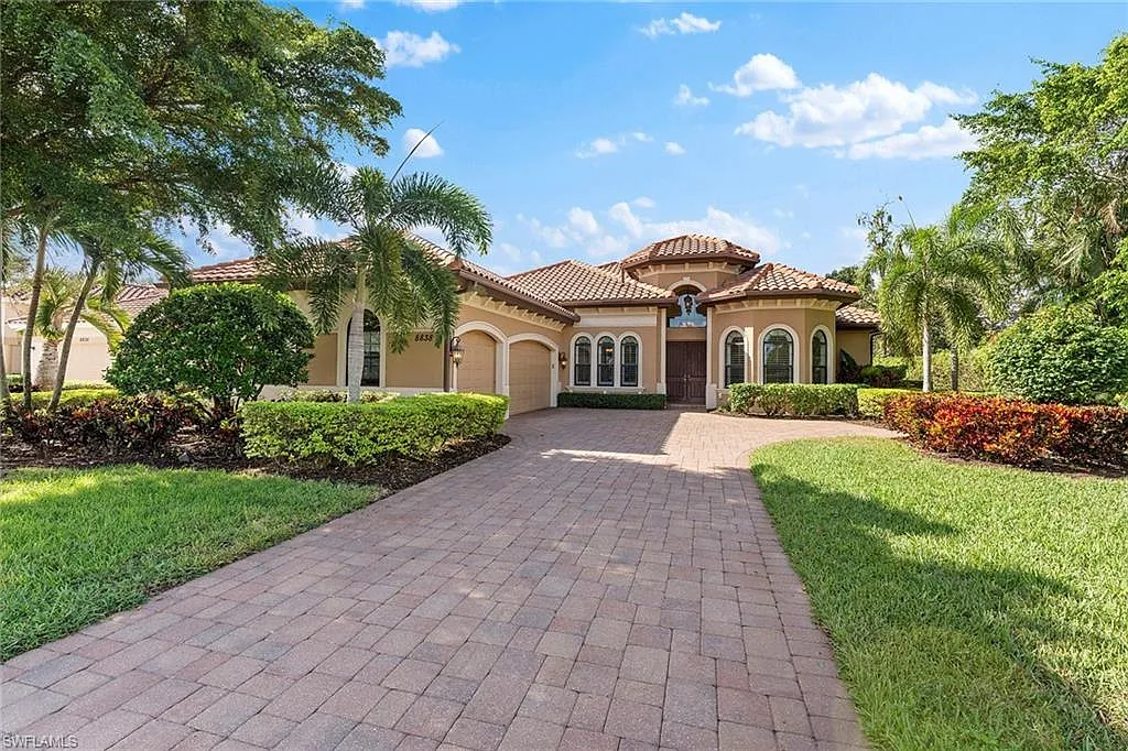 4 bed, 3.5 bath, 2726 sqft, $18,000 — Photo 2