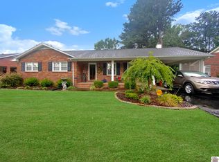 1512 Glendale Rd, Murray, KY 42071