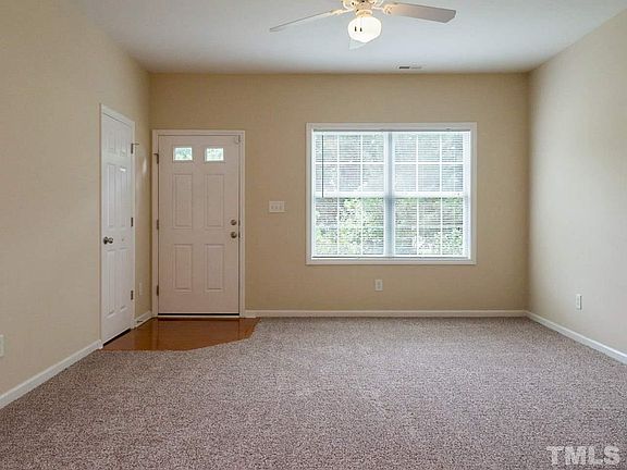 4th image of 1306 River Rock Dr