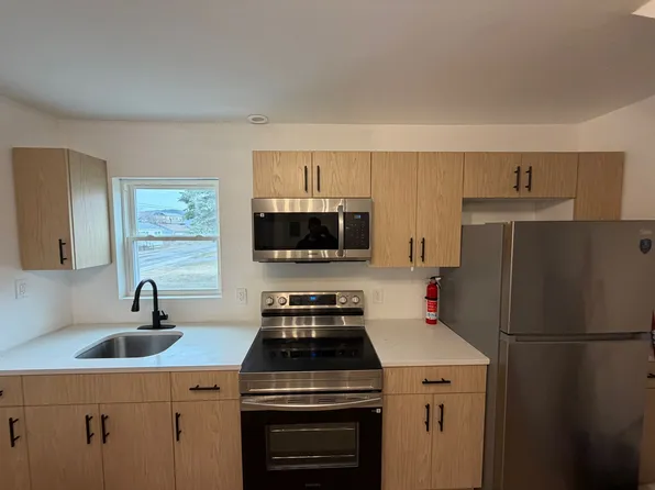 20 Forge St, Au Sable Forks, NY