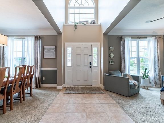 5th image of 3401 Myna Ln