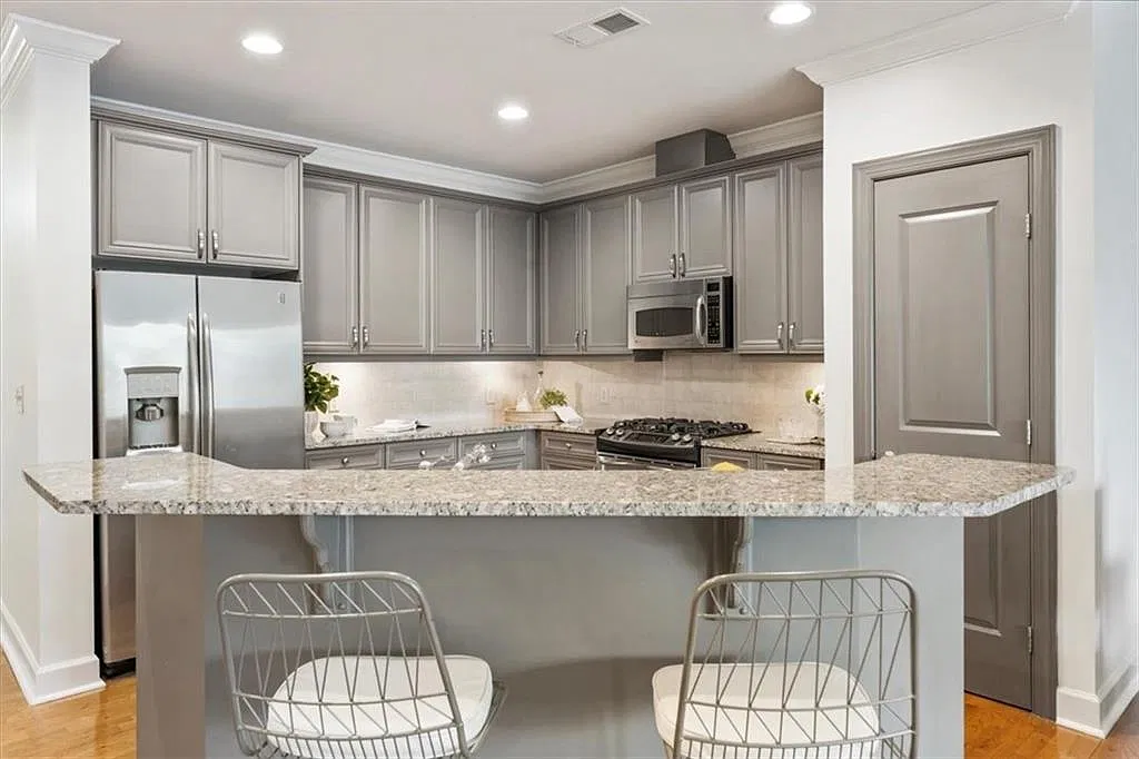 1 bed, 2.0 bath, 1484 sqft, $3,500 — Photo 3