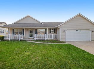 4865 Pepper Bush Ln, Kalamazoo, MI 49004