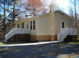 986 E River Rd, Fork Union, VA 23055