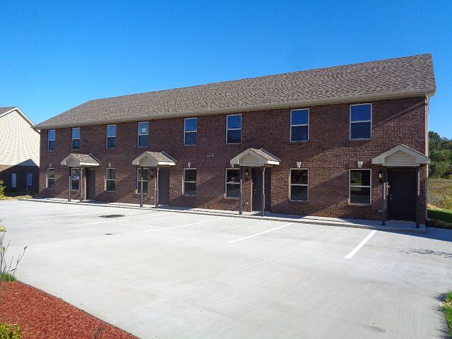 1st image of 1709B Manning Dr