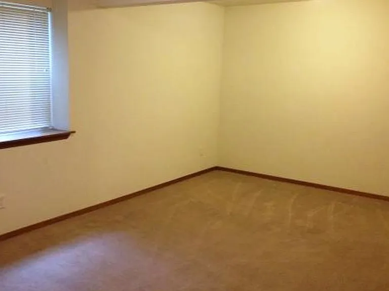 1321 Toledo St — Photo 10