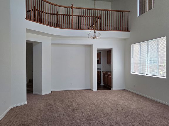Spacious Living room with Loft