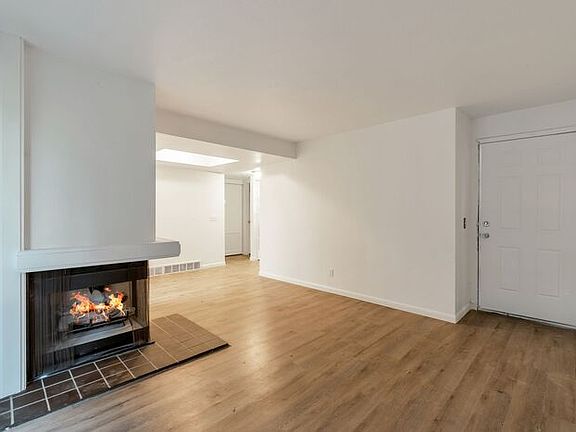 5th image of 6924 S Countrywoods Cir APT A