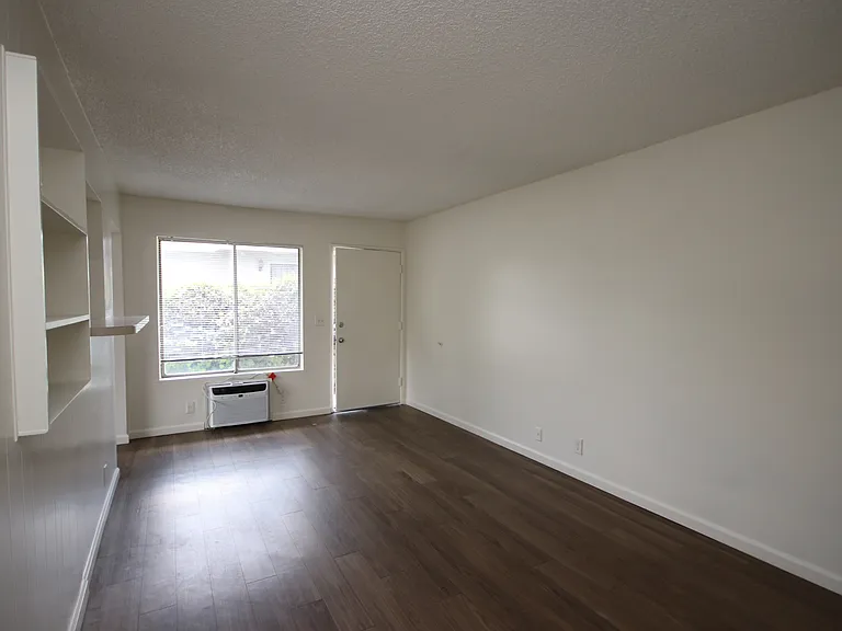 1005 S Marguerita Ave #A — Photo 6