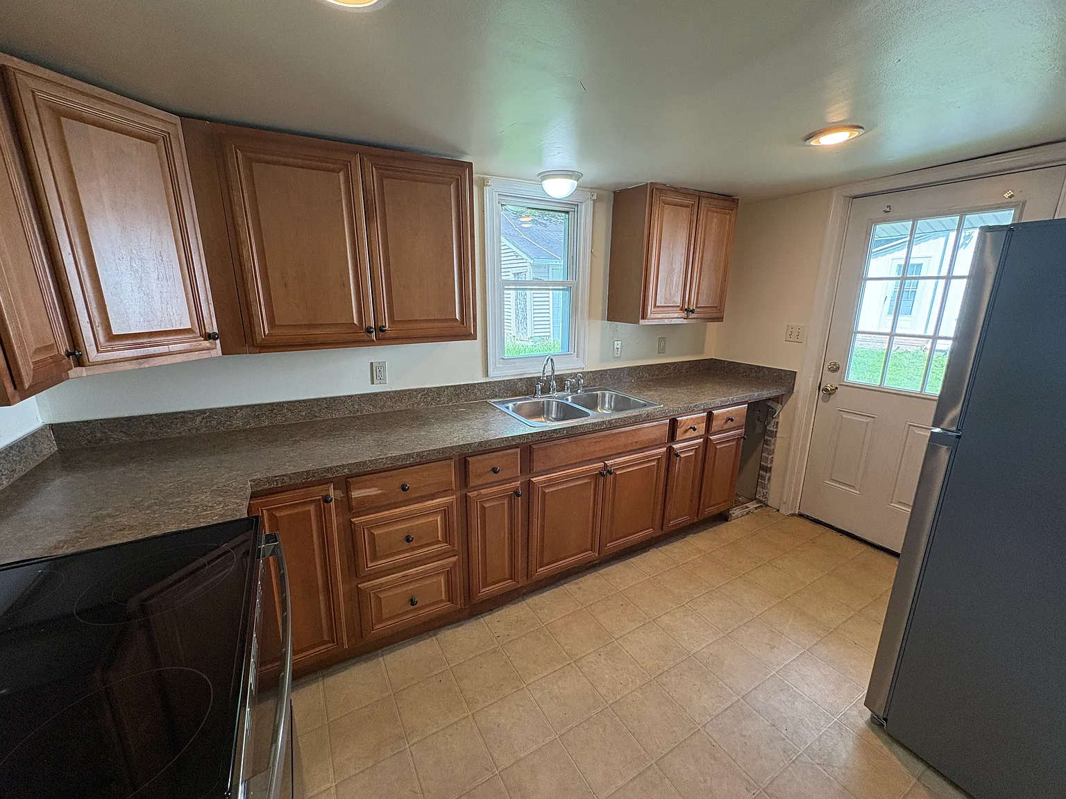 130 N Church Street — Photo 4
