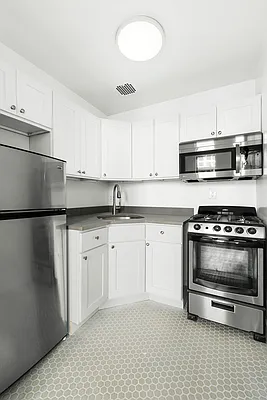 Rented by Corcoran | media 4