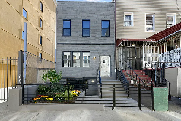 Sold by Corcoran | media 25