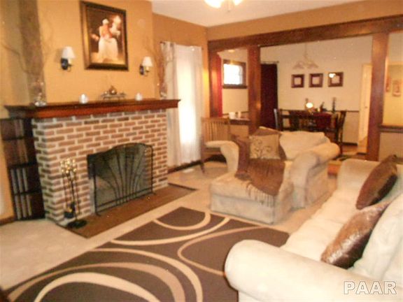 3rd image of 1717 N Machin Ave