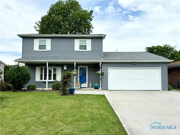 3211 N Reach Dr, Oregon, OH 43616