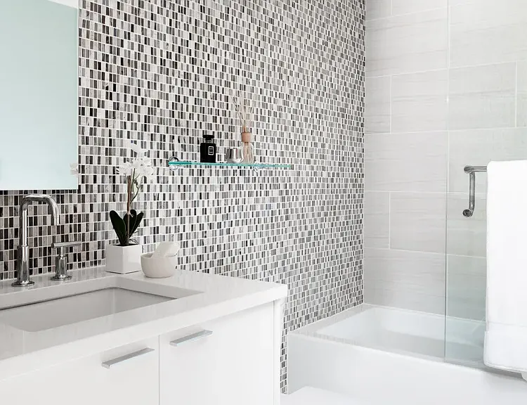 Primary Suite Bathroom