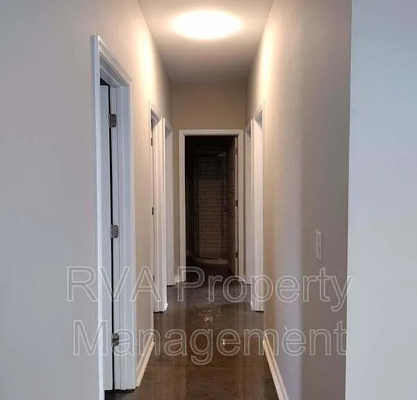 1270 W Moore St — Photo 6