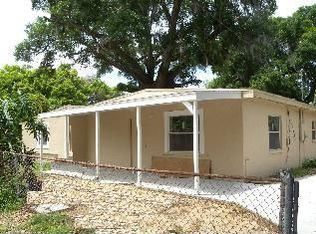 104 Lakeview Ave, Seffner, FL 33584