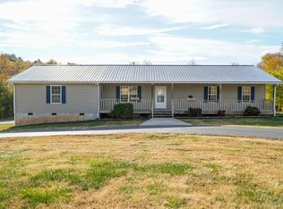 3495 Wj Robinson Rd, Cookeville, TN 38506