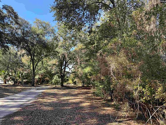 2nd image of 8384 Palmetto Rd