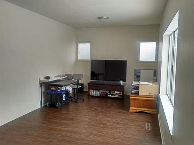 327 N 300 W Logan Ut Zillow
