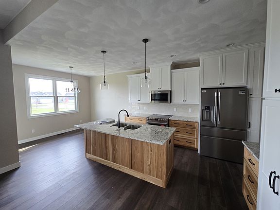 3rd image of LOT 15 Arbor Ridge Way