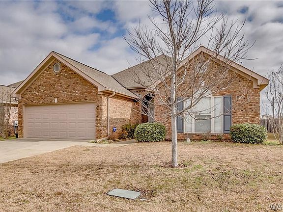 2nd image of 473 Camille Ln