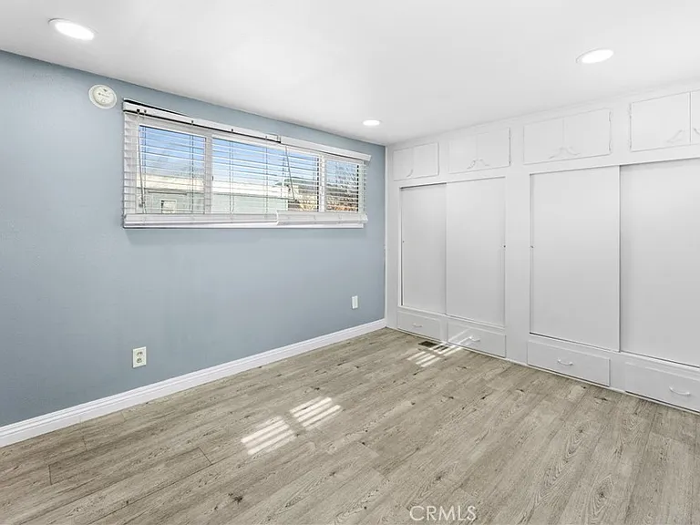 26250 9th St #105 — Photo 16