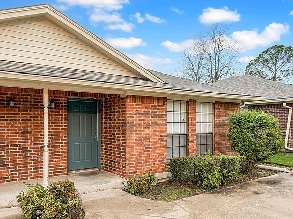 2nd image of 810 Mirabell Ct