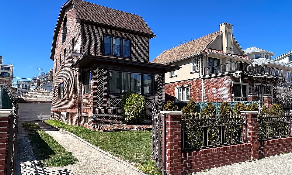 60 Beaumont St Brooklyn NY 11235 Zillow