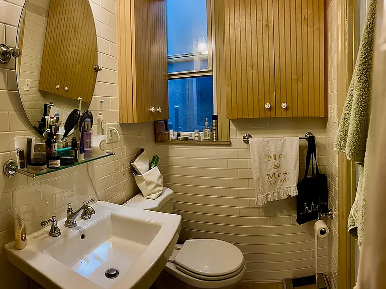 447 State St #4 — Photo 18